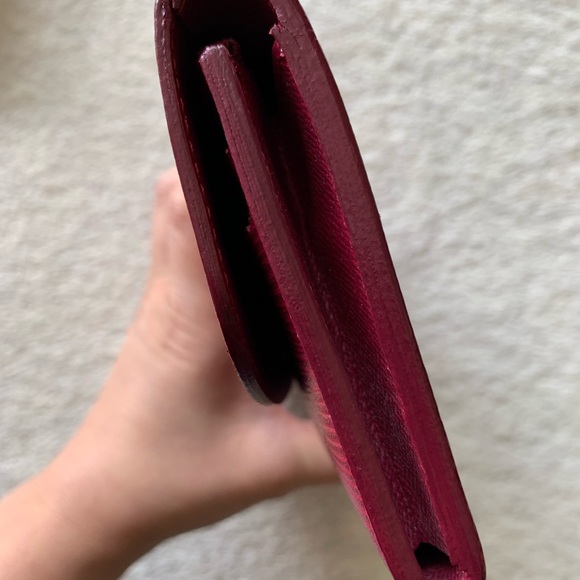 Louis Vuitton (LV) Emilie Wallet - Picture 4 of 10